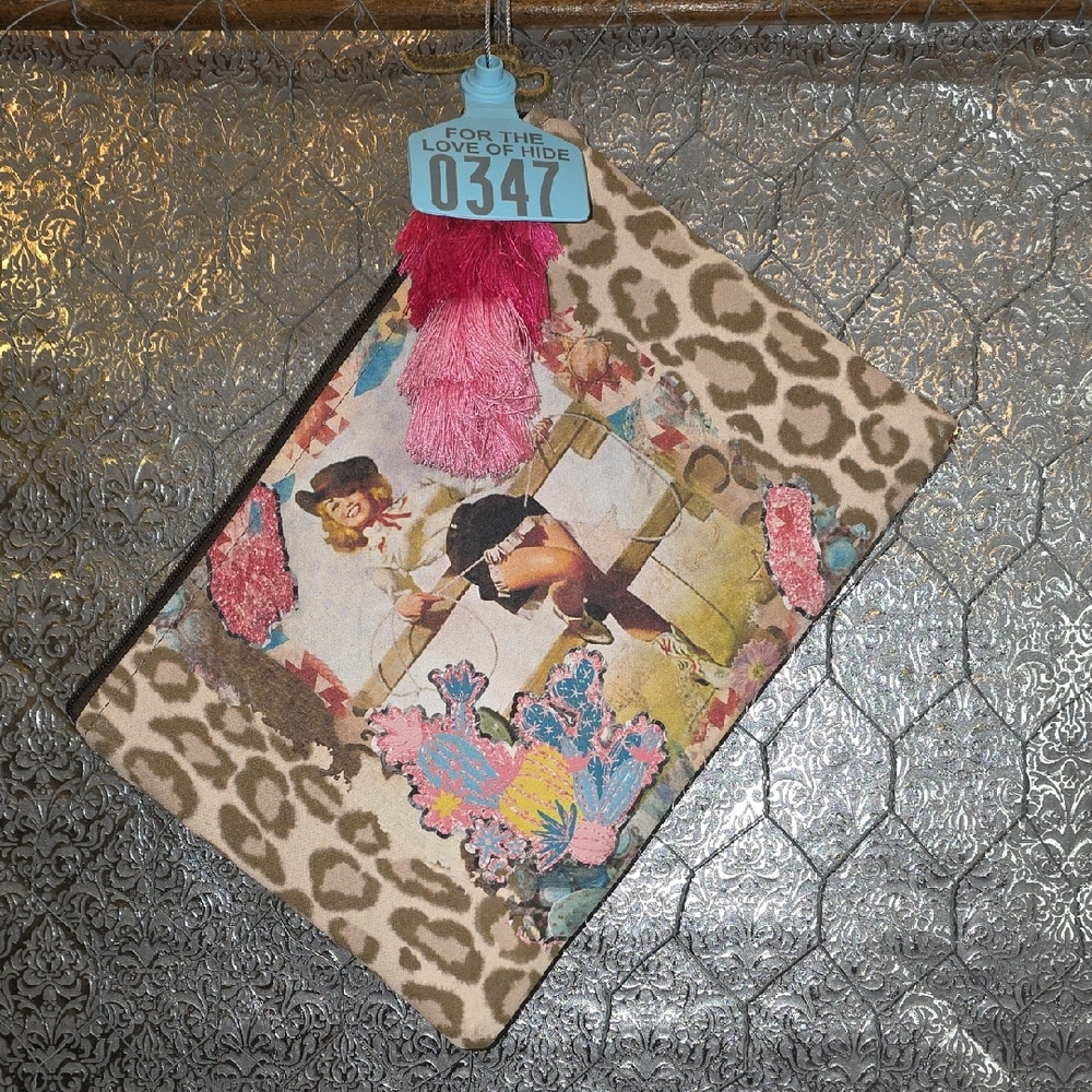 Leopard Print Clutch with Pink Tassel. Keep It Gypsy W Cattle TAG